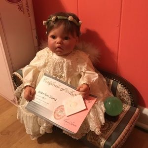 Lee Middleton: Bright New World, with doll bench